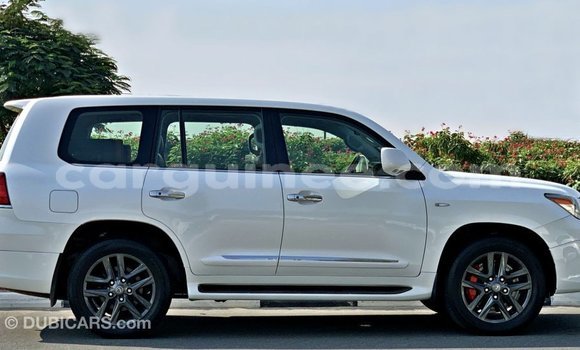 Buy Import Lexus LX White Car in Import - Dubai in Conakry Buy Import Lexus LX White Car in Import - Dubai in Conakry