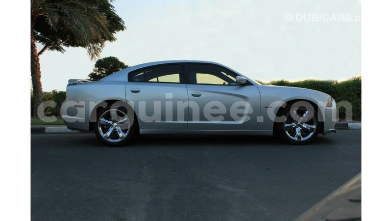 Big with watermark dodge charger conakry import dubai 6068