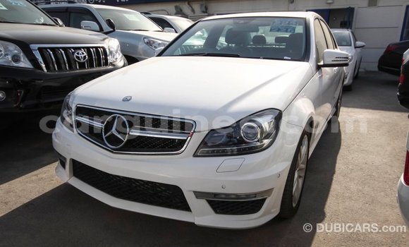 Buy Import Mercedes-Benz 200 White Car in Import - Dubai in Conakry Buy Import Mercedes-Benz 200 White Car in Import - Dubai in Conakry