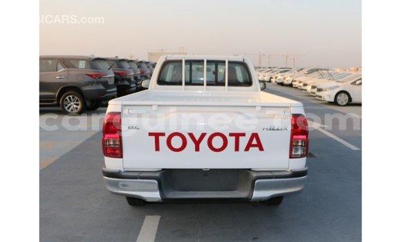 Buy Import Toyota Hilux White Car in Import - Dubai in Conakry Buy Import Toyota Hilux White Car in Import - Dubai in Conakry