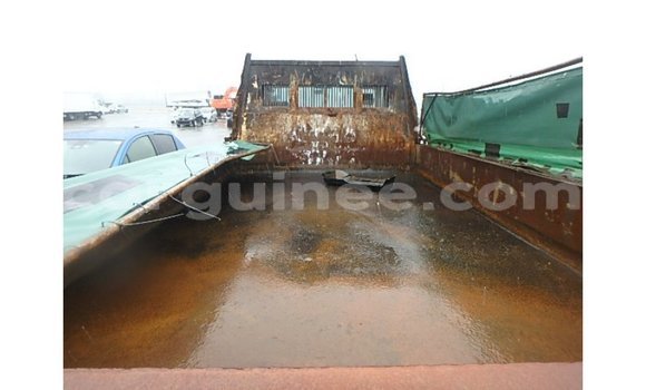 Buy Import Nissan 350Z Brown Car in Import - Dubai in Conakry Buy Import Nissan 350Z Brown Car in Import - Dubai in Conakry