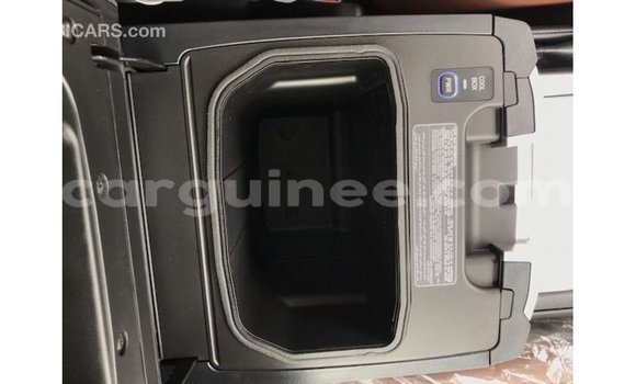 Buy Import Toyota Land Cruiser White Car in Import - Dubai in Conakry Buy Import Toyota Land Cruiser White Car in Import - Dubai in Conakry