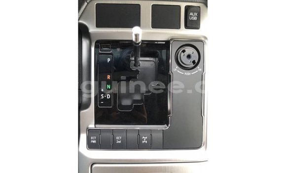 Buy Import Toyota Land Cruiser White Car in Import - Dubai in Conakry Buy Import Toyota Land Cruiser White Car in Import - Dubai in Conakry