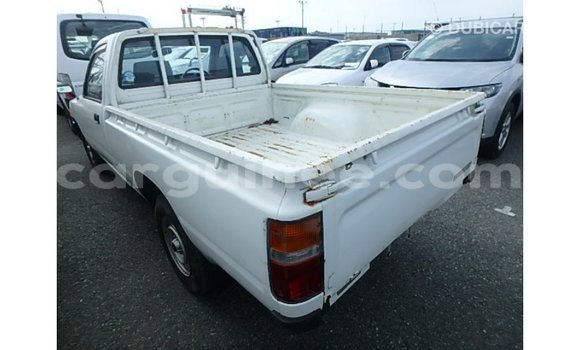 Buy Import Toyota Hilux White Car in Import - Dubai in Conakry Buy Import Toyota Hilux White Car in Import - Dubai in Conakry