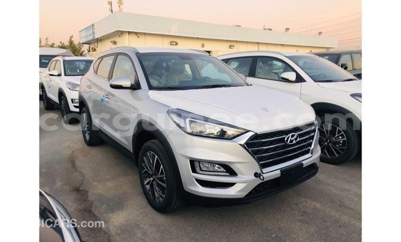 Buy Import Hyundai Tucson Other Car in Import - Dubai in Conakry Buy Import Hyundai Tucson Other Car in Import - Dubai in Conakry