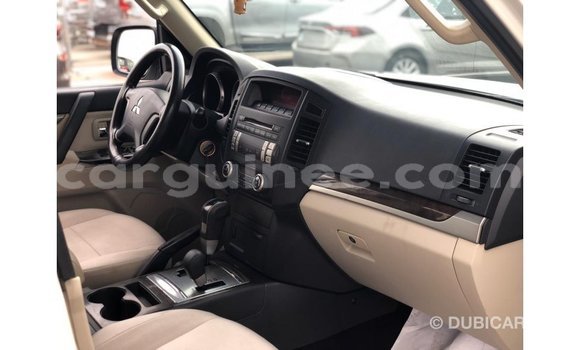 Buy Import Mitsubishi Pajero White Car in Import - Dubai in Conakry Buy Import Mitsubishi Pajero White Car in Import - Dubai in Conakry