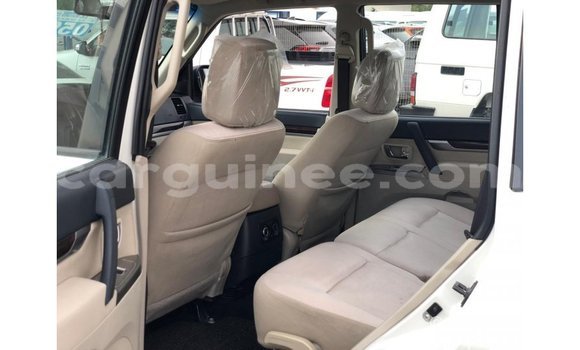Buy Import Mitsubishi Pajero White Car in Import - Dubai in Conakry Buy Import Mitsubishi Pajero White Car in Import - Dubai in Conakry