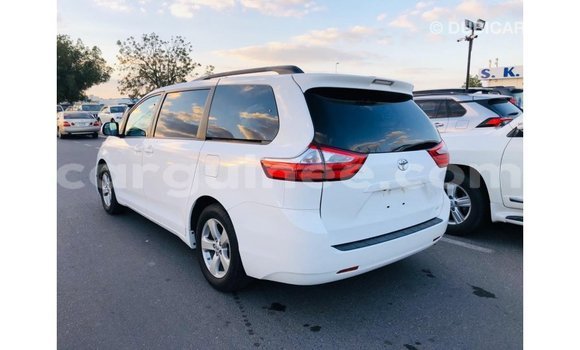 Buy Import Toyota Sienna White Car in Import - Dubai in Conakry Buy Import Toyota Sienna White Car in Import - Dubai in Conakry