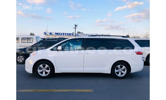 Buy Import Toyota Sienna White Car in Import - Dubai in Conakry Buy Import Toyota Sienna White Car in Import - Dubai in Conakry