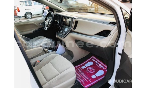 Buy Import Toyota Sienna White Car in Import - Dubai in Conakry Buy Import Toyota Sienna White Car in Import - Dubai in Conakry