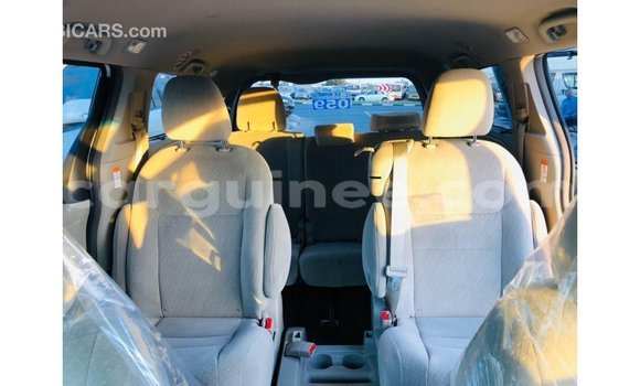 Buy Import Toyota Sienna White Car in Import - Dubai in Conakry Buy Import Toyota Sienna White Car in Import - Dubai in Conakry