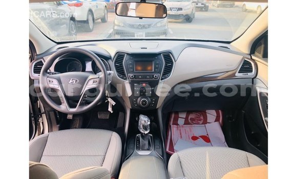Buy Import Hyundai Santa Fe Other Car in Import - Dubai in Conakry Buy Import Hyundai Santa Fe Other Car in Import - Dubai in Conakry