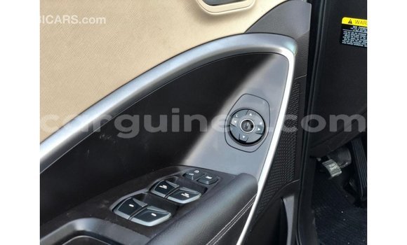 Acheter Import Voiture Hyundai Santa Fe Rouge à Import - Dubai, Conakry Acheter Import Voiture Hyundai Santa Fe Rouge à Import - Dubai, Conakry