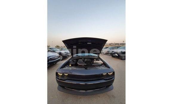 Acheter Import Voiture Dodge Challenger Noir à Import - Dubai, Conakry Acheter Import Voiture Dodge Challenger Noir à Import - Dubai, Conakry