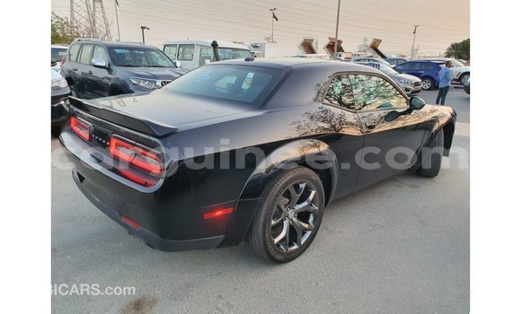 Acheter Import Voiture Dodge Challenger Noir à Import - Dubai, Conakry Acheter Import Voiture Dodge Challenger Noir à Import - Dubai, Conakry