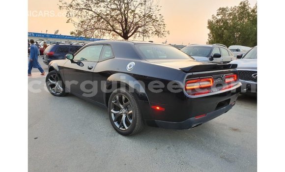 Acheter Import Voiture Dodge Challenger Noir à Import - Dubai, Conakry Acheter Import Voiture Dodge Challenger Noir à Import - Dubai, Conakry