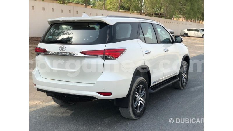 Big with watermark toyota fortuner conakry import dubai 6106