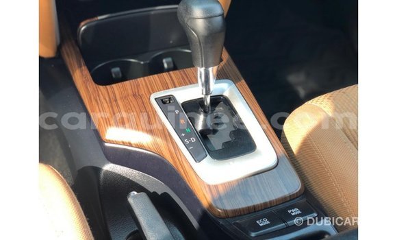 Acheter Import Voiture Toyota Fortuner Blanc à Import - Dubai, Conakry Acheter Import Voiture Toyota Fortuner Blanc à Import - Dubai, Conakry