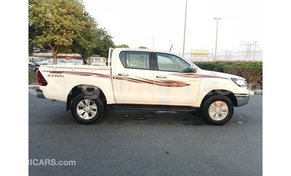 Buy Import Toyota Hilux White Car in Import - Dubai in Conakry Buy Import Toyota Hilux White Car in Import - Dubai in Conakry