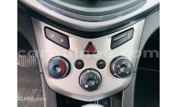 Acheter Import Voiture Chevrolet Sonic Autre à Import - Dubai, Conakry Acheter Import Voiture Chevrolet Sonic Autre à Import - Dubai, Conakry