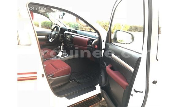 Buy Import Toyota Hilux White Car in Import - Dubai in Conakry Buy Import Toyota Hilux White Car in Import - Dubai in Conakry