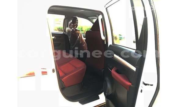 Buy Import Toyota Hilux White Car in Import - Dubai in Conakry Buy Import Toyota Hilux White Car in Import - Dubai in Conakry