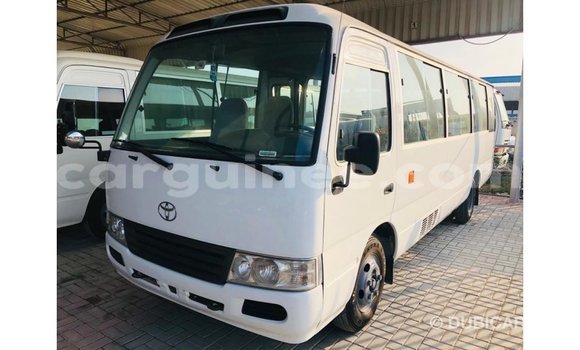 Acheter Import Voiture Toyota Coaster Blanc à Import - Dubai, Conakry Acheter Import Voiture Toyota Coaster Blanc à Import - Dubai, Conakry