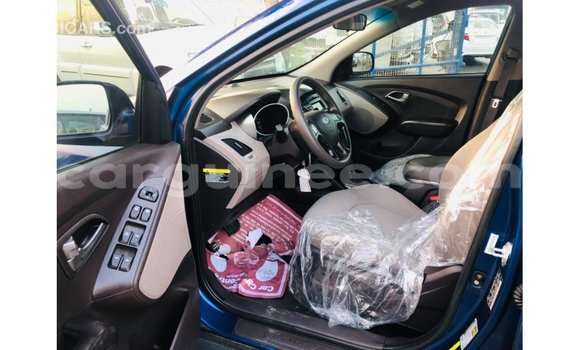 Acheter Import Voiture Hyundai Tucson Bleu à Import - Dubai, Conakry Acheter Import Voiture Hyundai Tucson Bleu à Import - Dubai, Conakry