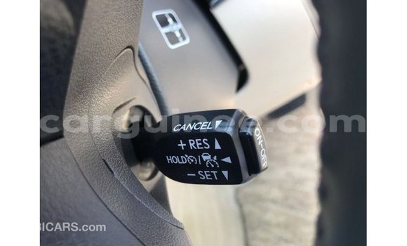 Acheter Import Voiture Toyota Land Cruiser Noir à Import - Dubai, Conakry Acheter Import Voiture Toyota Land Cruiser Noir à Import - Dubai, Conakry