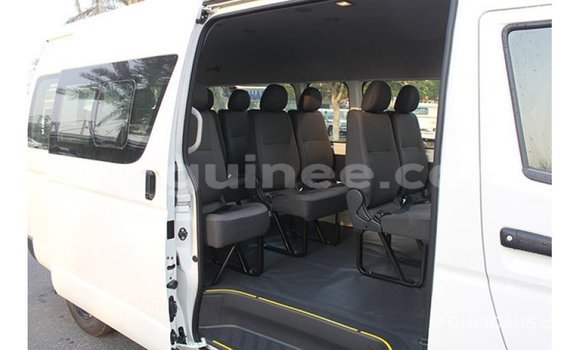 Buy Import Toyota Hiace White Car in Import - Dubai in Conakry Buy Import Toyota Hiace White Car in Import - Dubai in Conakry