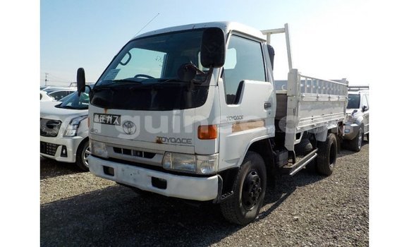 Acheter Import Voiture Toyota Dyna Blanc à Import - Dubai, Conakry Acheter Import Voiture Toyota Dyna Blanc à Import - Dubai, Conakry