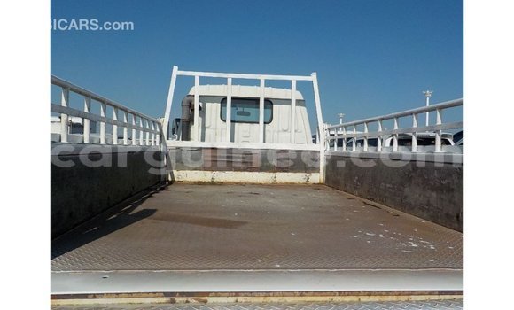 Acheter Import Voiture Toyota Dyna Blanc à Import - Dubai, Conakry Acheter Import Voiture Toyota Dyna Blanc à Import - Dubai, Conakry