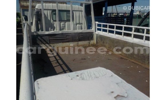 Acheter Import Voiture Toyota Dyna Blanc à Import - Dubai, Conakry Acheter Import Voiture Toyota Dyna Blanc à Import - Dubai, Conakry