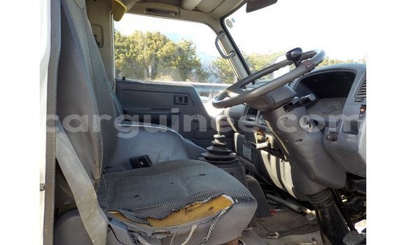 Acheter Import Voiture Toyota Dyna Blanc à Import - Dubai, Conakry Acheter Import Voiture Toyota Dyna Blanc à Import - Dubai, Conakry