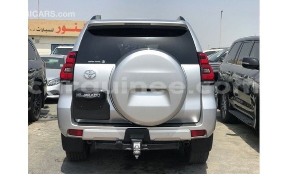 Acheter Import Voiture Toyota Prado Autre à Import - Dubai, Conakry Acheter Import Voiture Toyota Prado Autre à Import - Dubai, Conakry
