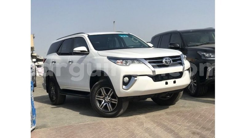 Big with watermark toyota fortuner conakry import dubai 6132