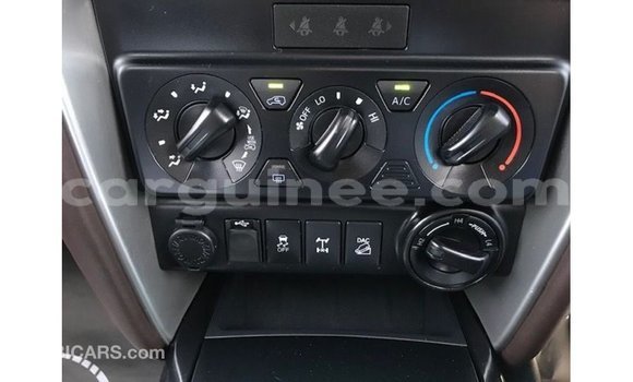 Acheter Import Voiture Toyota Fortuner Blanc à Import - Dubai, Conakry Acheter Import Voiture Toyota Fortuner Blanc à Import - Dubai, Conakry