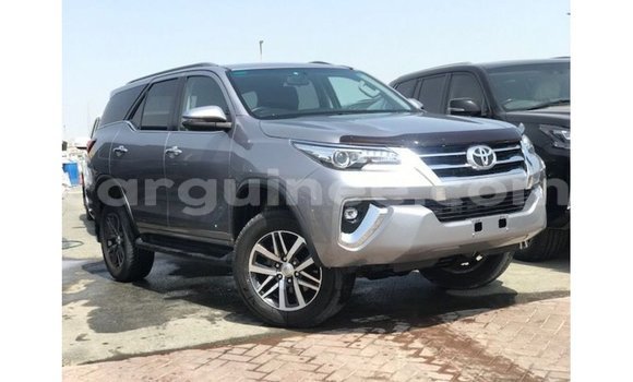 Acheter Import Voiture Toyota Fortuner Autre à Import - Dubai, Conakry