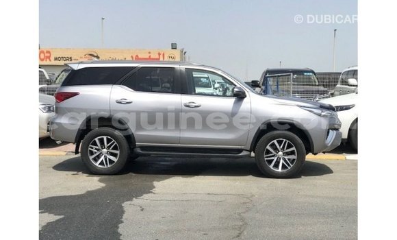 Acheter Import Voiture Toyota Fortuner Autre à Import - Dubai, Conakry Acheter Import Voiture Toyota Fortuner Autre à Import - Dubai, Conakry