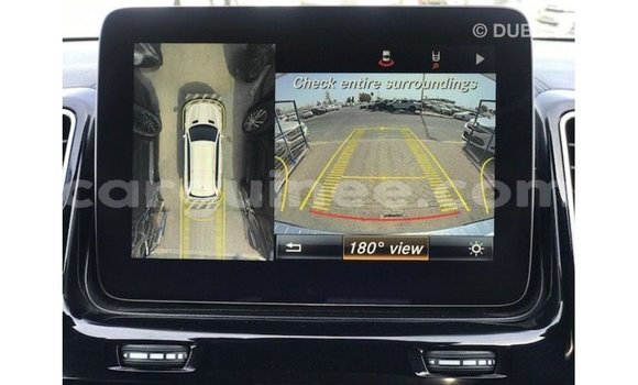 Acheter Import Voiture Mercedes-Benz 190 Blanc à Import - Dubai, Conakry Acheter Import Voiture Mercedes-Benz 190 Blanc à Import - Dubai, Conakry