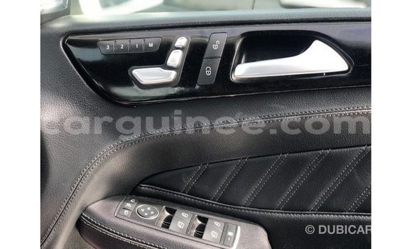 Acheter Import Voiture Mercedes-Benz 190 Blanc à Import - Dubai, Conakry Acheter Import Voiture Mercedes-Benz 190 Blanc à Import - Dubai, Conakry