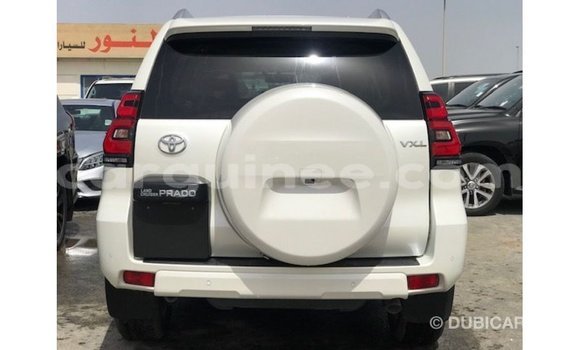 Acheter Import Voiture Toyota Prado Blanc à Import - Dubai, Conakry Acheter Import Voiture Toyota Prado Blanc à Import - Dubai, Conakry