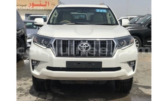 Acheter Import Voiture Toyota Prado Blanc à Import - Dubai, Conakry Acheter Import Voiture Toyota Prado Blanc à Import - Dubai, Conakry