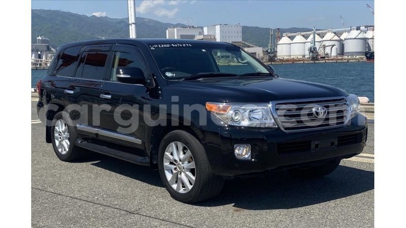 Big with watermark toyota land cruiser conakry import dubai 6139