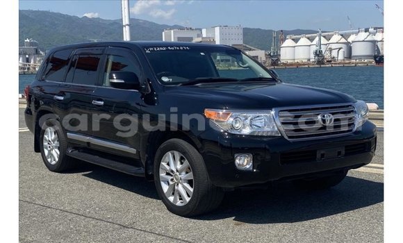 Buy Import Toyota Land Cruiser Black Car in Import - Dubai in Conakry