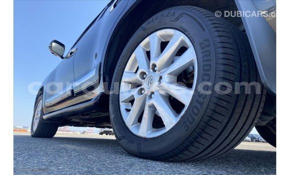 Acheter Import Voiture Toyota Land Cruiser Noir à Import - Dubai, Conakry Acheter Import Voiture Toyota Land Cruiser Noir à Import - Dubai, Conakry