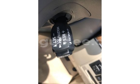 Acheter Import Voiture Toyota Land Cruiser Blanc à Import - Dubai, Conakry Acheter Import Voiture Toyota Land Cruiser Blanc à Import - Dubai, Conakry