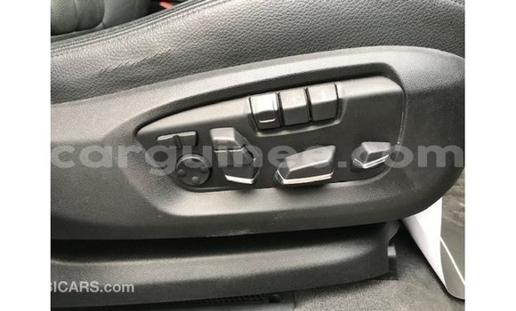 Acheter Import Voiture BMW X6 Noir à Import - Dubai, Conakry Acheter Import Voiture BMW X6 Noir à Import - Dubai, Conakry