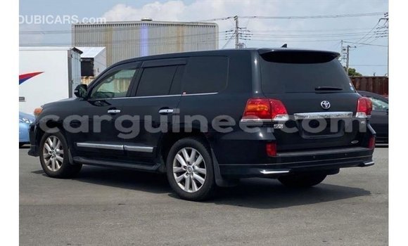 Buy Import Toyota Land Cruiser Black Car in Import - Dubai in Conakry Buy Import Toyota Land Cruiser Black Car in Import - Dubai in Conakry
