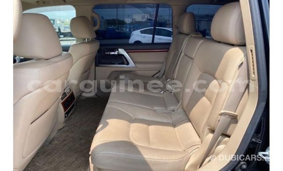 Buy Import Toyota Land Cruiser Black Car in Import - Dubai in Conakry Buy Import Toyota Land Cruiser Black Car in Import - Dubai in Conakry